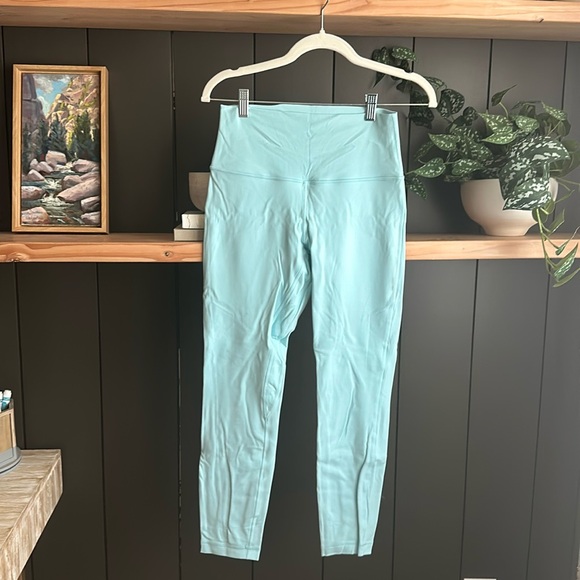NWOT Lululemon light blue leggings - Picture 1 of 4